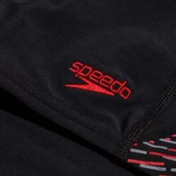 Speedo Plastisol Placement Zwemshort Jongens - Black/Fed Red/Dapple Grey -Speedo speedo boys plastisol placement aquashort black fed red dapple grey 8 1515631