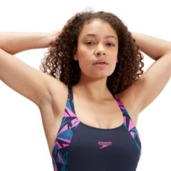Speedo Hyper Boom Splice Muscleback Badpak - True Navy/Orchid Shine/Ocean Depths -Speedo speedo hyper boom splice muscleback bathing suit true navy orchid shine ocean depths 5 1516584