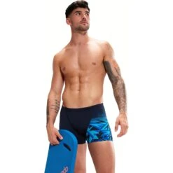 Speedo Hyper Boom V-Cut Heren Zwemshort - Navy/Blauw -Speedo speedo mens hyper boom v cut aquashort true navy blue flame pool 13 1516667