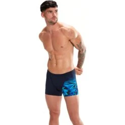 Speedo Hyper Boom V-Cut Heren Zwemshort - Navy/Blauw -Speedo speedo mens hyper boom v cut aquashort true navy blue flame pool 7 1516664